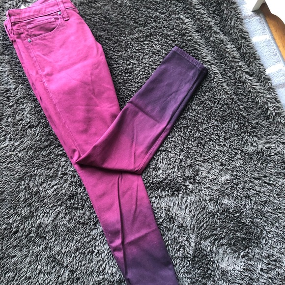 ❗️❗️ $10 deal ongoing❗️❗️Guess Jeans (Bundle of 3)